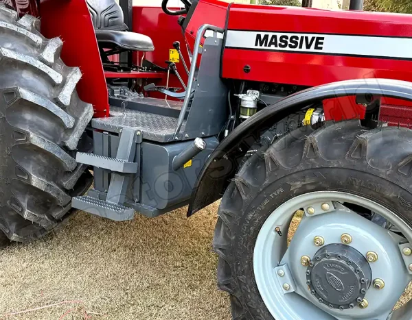 Massive 390 SE 4WD Tractors For Sale In Malawi